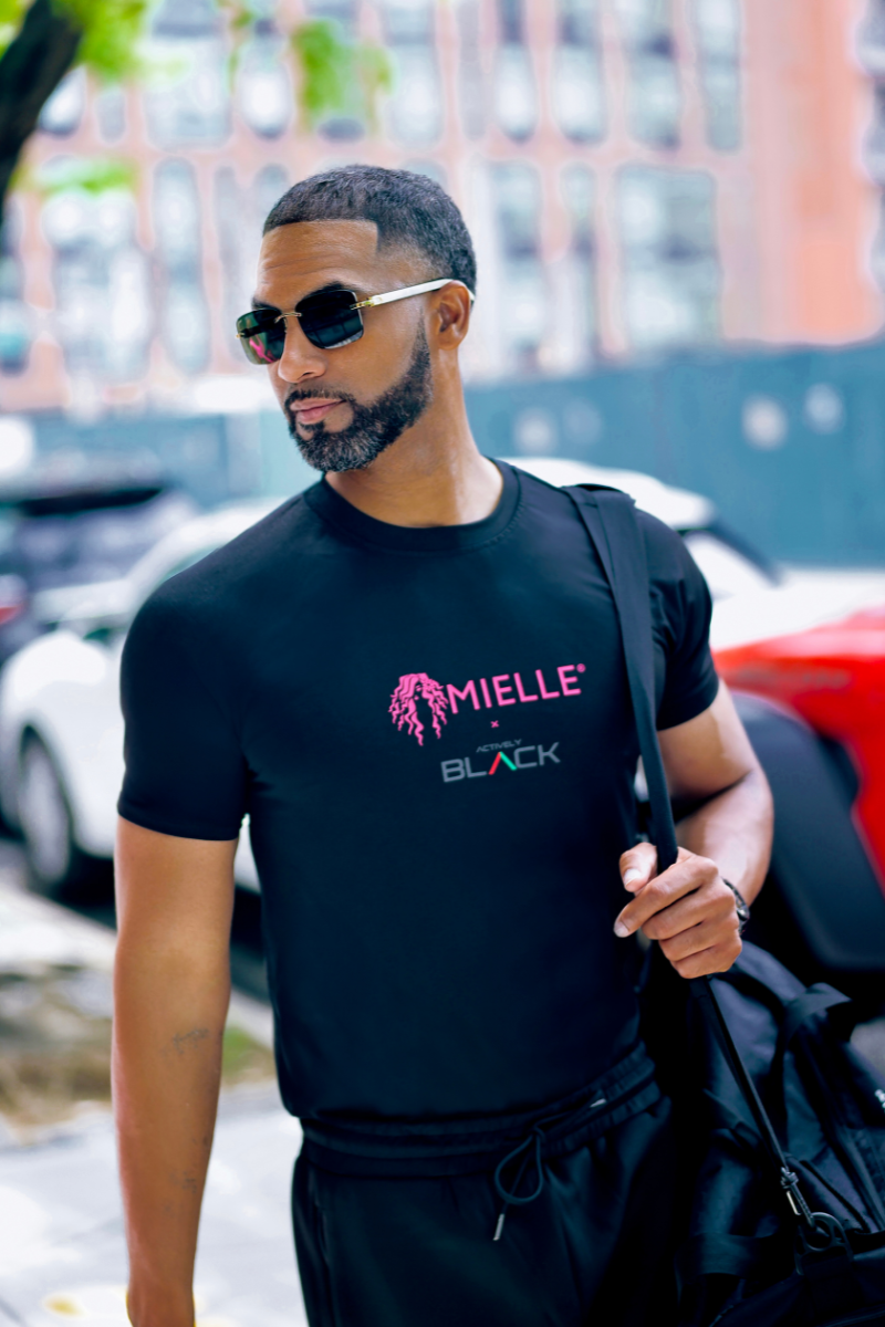 Mielle x Actively Black T-Shirt